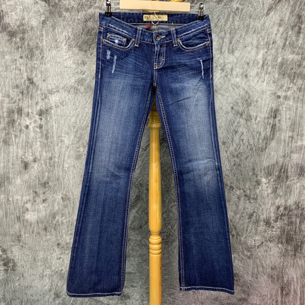 BKE Madison Bootcut Jeans Sz 25 Distressed Buckle